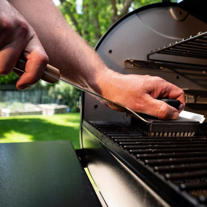 Valymo šepetys Traeger BBQ