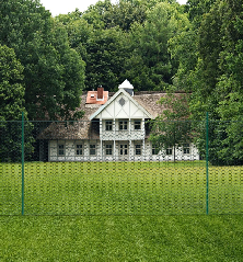 Tinklinė tvora iš vielos su stulpais, žalios sp., 25x1,5 m