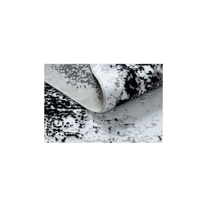 Sendinto dizaino kilimas su juodais akcentais GLOSS