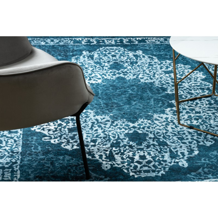 Mėlynas kilimas su ornamentais ANTIKA