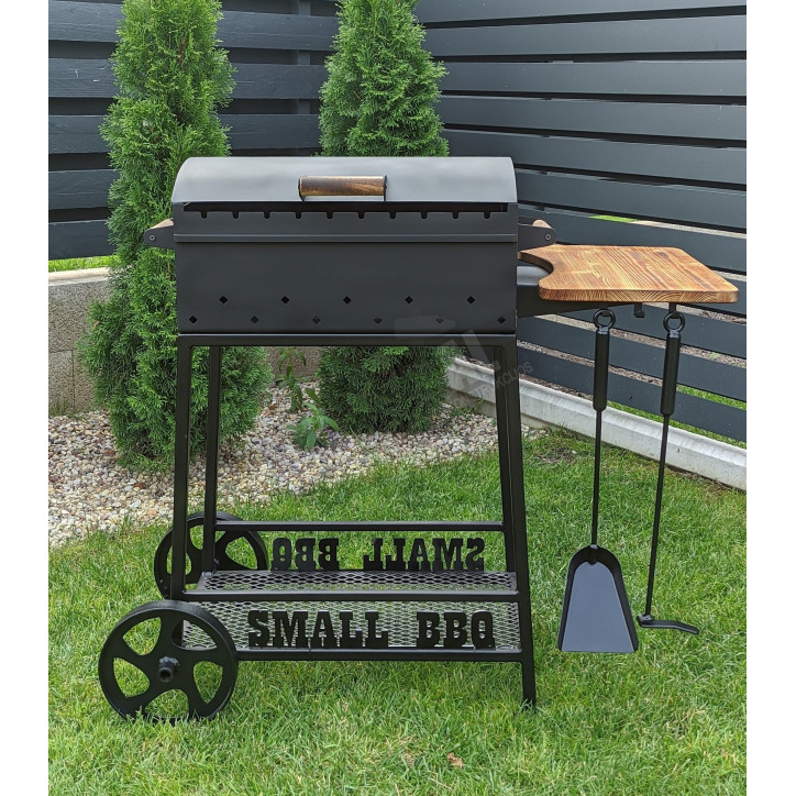 SMALL BBQ Šašlykinė